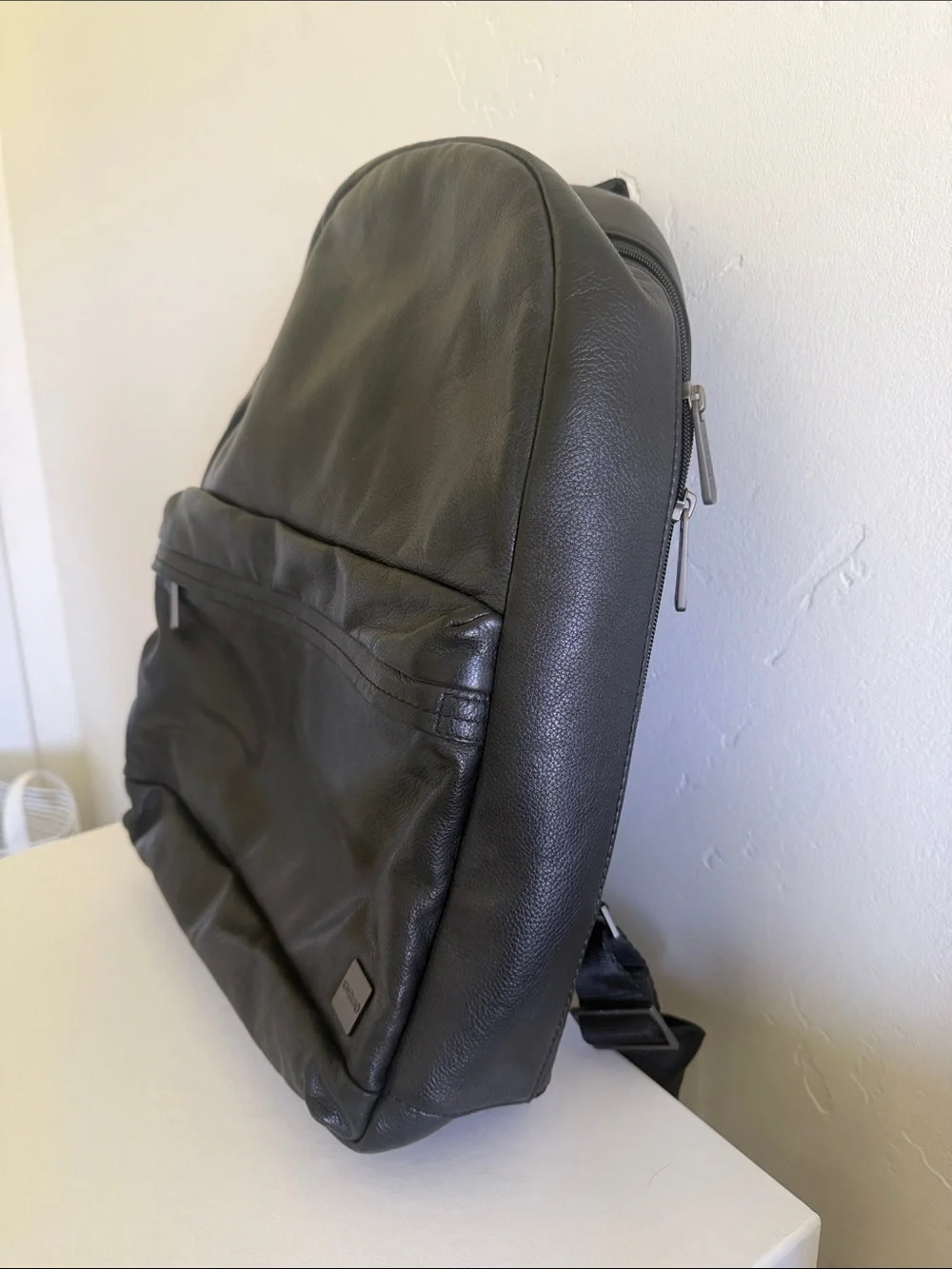 Knomo Leather Backpack in Black